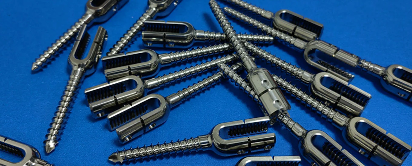 Services d'usinage CNC de précision en titane et fabricant de pièces