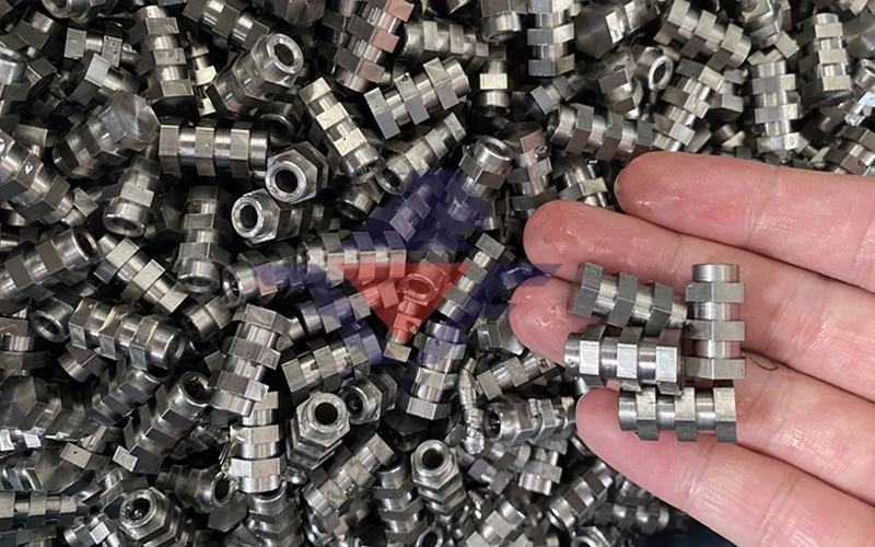 Raisons de travailler avec Falcon CNC Swiss