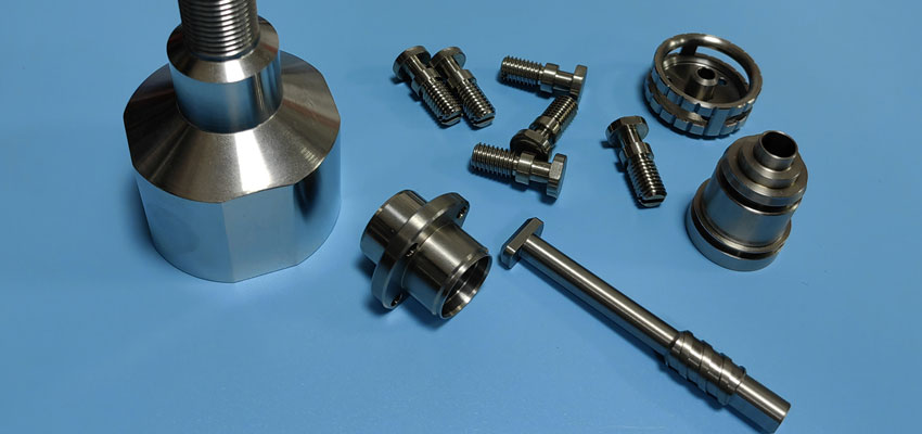 Considerations-for-Choosing-Between-Swiss-Machining-and-Traditional-Machining.jpg Considerations-for-Choosing-Between-Swiss-Machining-and-Traditional-Machining.jpg