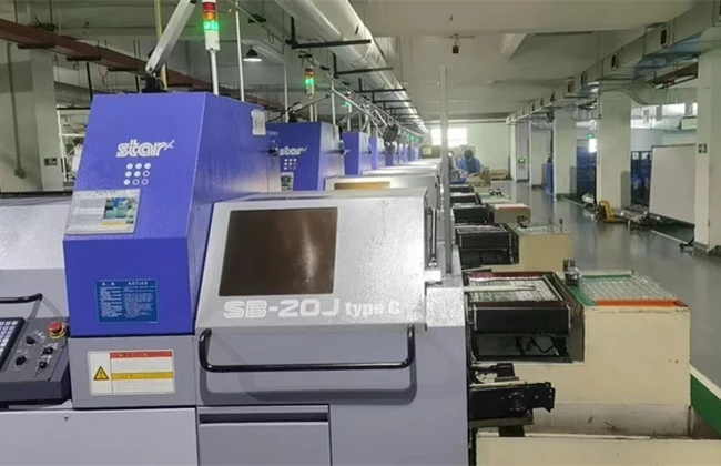 Pourquoi choisir Falcon CNC pour la fabrication d'inserts et de bagues ?