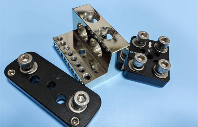 La différence entre l'usinage CNC et l'usinage suisse : une plongée technique approfondie