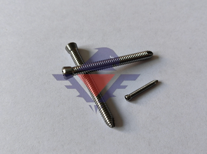 micro_machining_medical_screws.jpg micro_machining_medical_screws.jpg