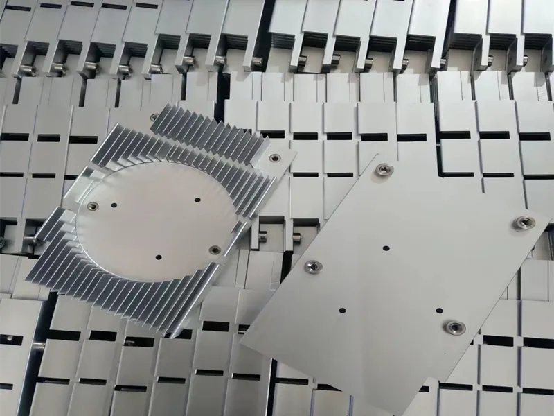 usinage des ailettes de dissipateur thermique