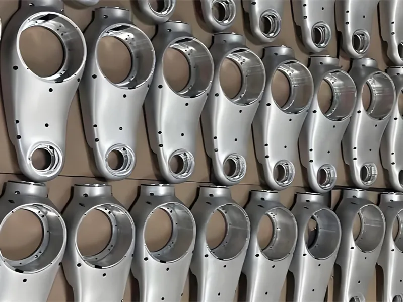 Comment l'usinage CNC 5 axes propulse la prochaine génération de pièces robotiques sur mesure