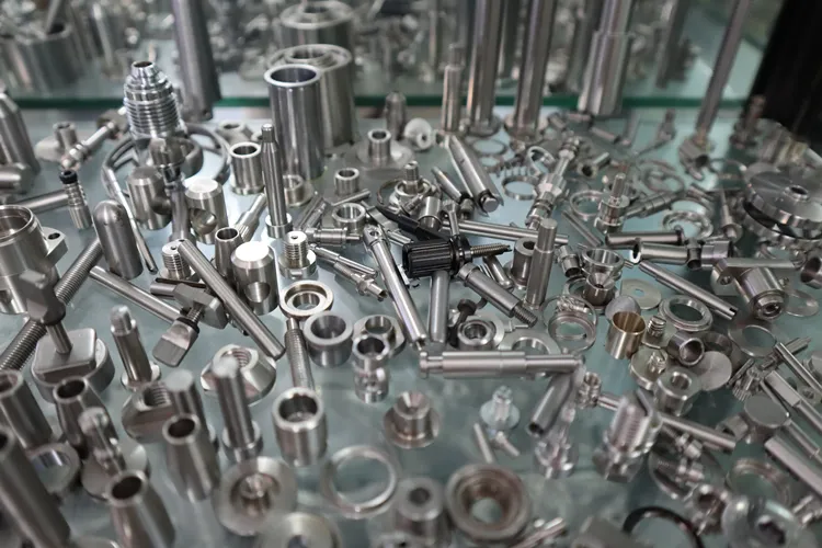 Goupilles cylindriques en acier inoxydable : matériaux, nuances et fabrication de précision