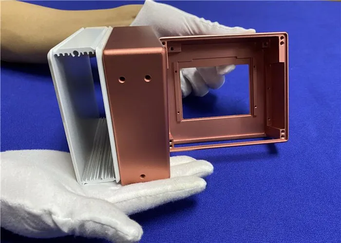Le guide complet de l'usinage CNC pour l'électronique : processus, matériaux et applications