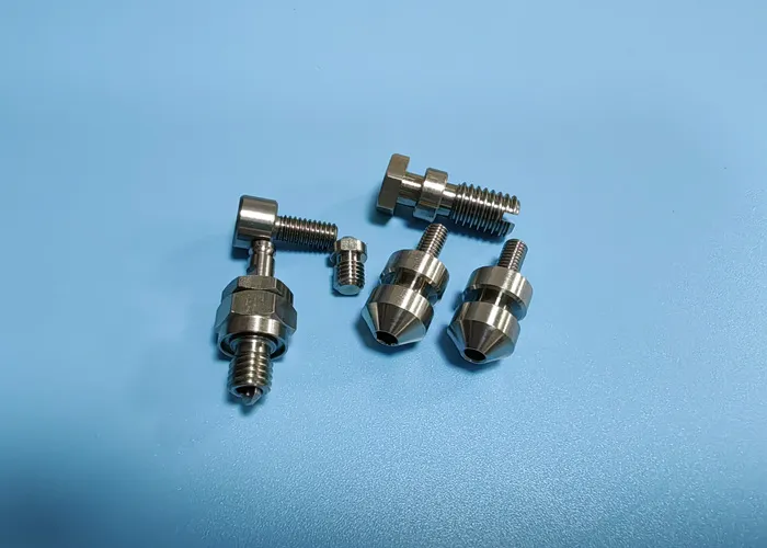 Comment un fabricant professionnel de boulons et écrous en acier inoxydable garantit précision et fiabilité pour les OEM industriels