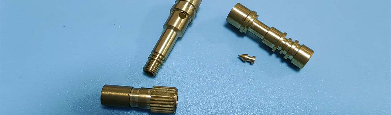 Écrous usinés CNC de précision avec filetage intérieur précis Écrous usinés CNC à haute tolérance avec filetage de précision pour assemblages automobiles, robotiques et industriels